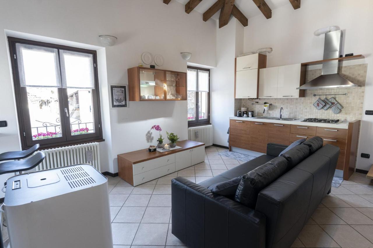 Da Perry Appartement Morbegno Buitenkant foto