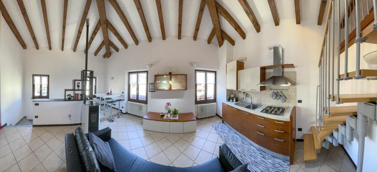 Da Perry Appartement Morbegno Buitenkant foto