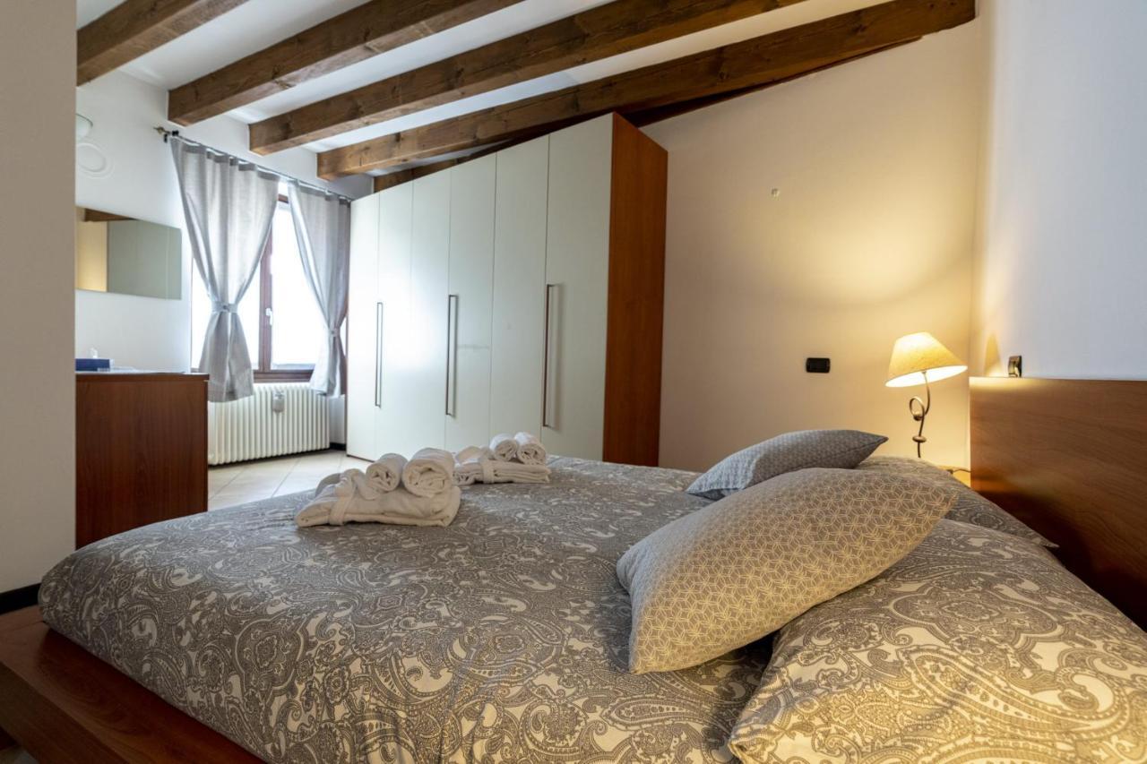Da Perry Appartement Morbegno Buitenkant foto